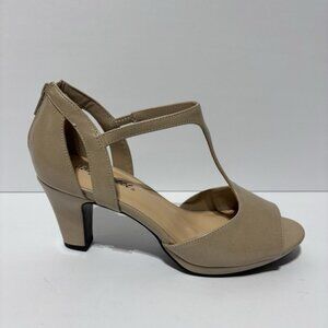 Easy Street Women’s Flash T Strap Sandals, Size 9 W